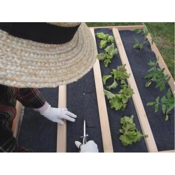 Gronddoek in vilt voor vierkante moestuin 120 × 120 cm Gronddoek In Vilt Voor Vierkante Moestuin 120 × 120 Cm -Tuinwinkel gronddoek in vilt vierkante moestuin 1513765107 2 600